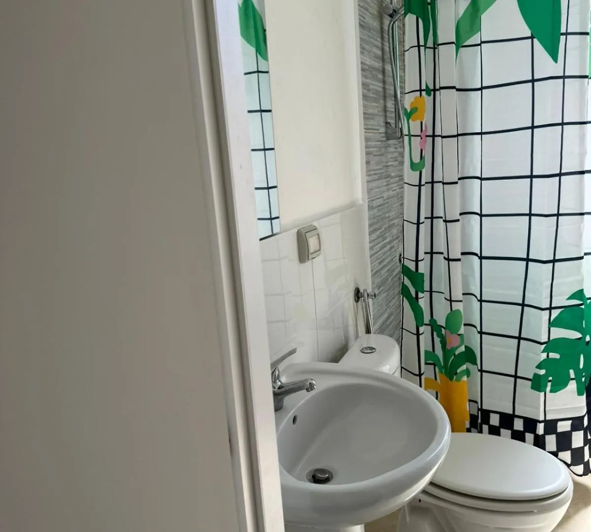 Hotel Raynova Rom Gasthof