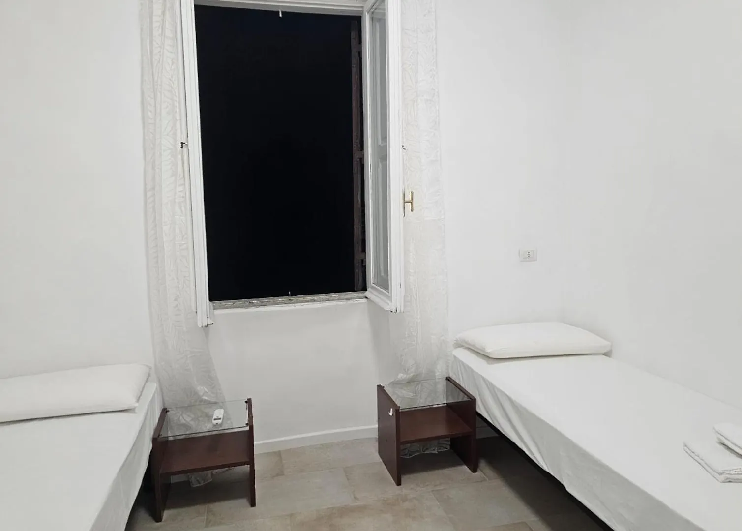 Hotel Raynova Roma