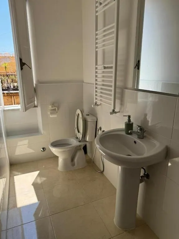 Hotel Raynova Roma